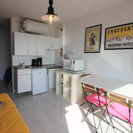 Apartment Basic Comfort Miami 7º 0111 *