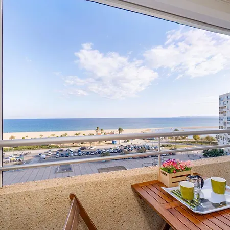 Basic Comfort Miami 7º 0111 Daire Empuriabrava